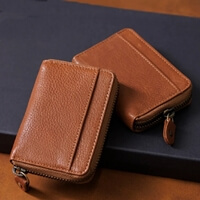 お揃いレベル3「ブランドと形と色がお揃い」