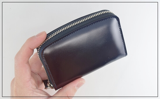 ミドルウォレット（MW-102）　収納時の正面写真