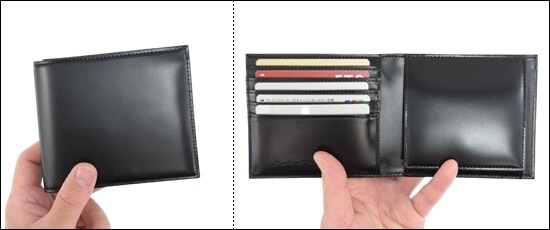 「シンプルで高級感があり、中身が整理されている状態」のメンズ財布の写真