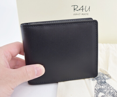 R4U　財布　写真