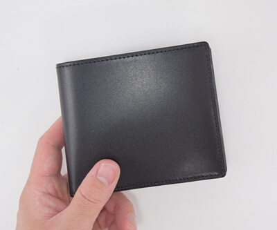 キプリス「小銭入れ・ベロ付き札入れ|シラサギレザー」写真